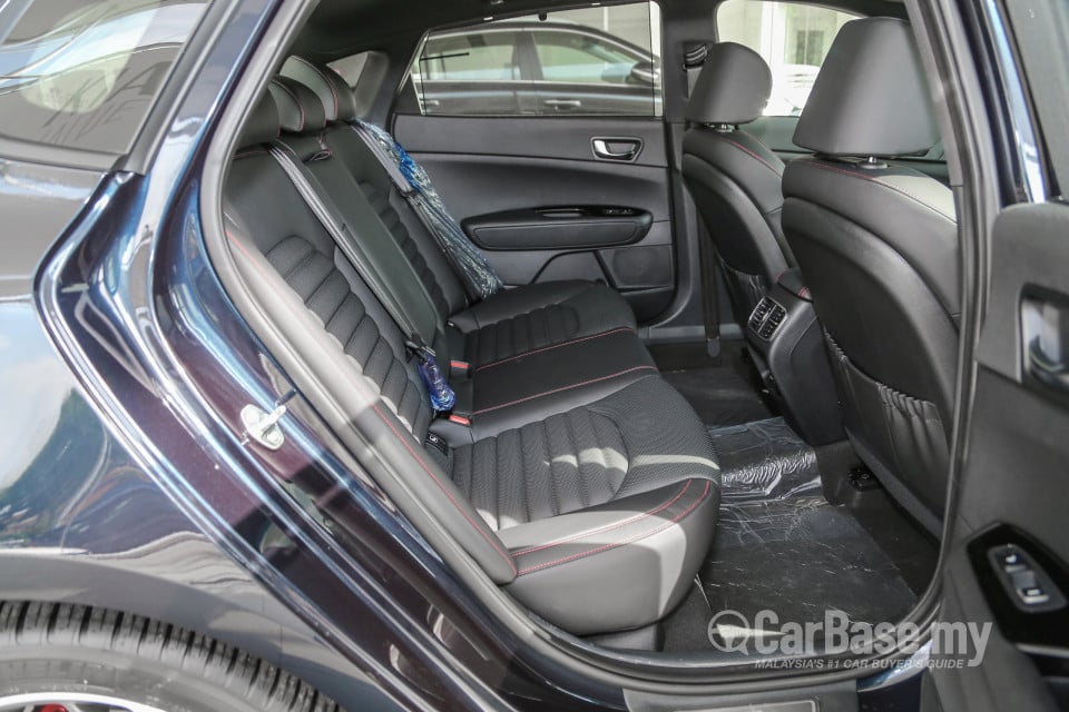 Kia Optima JF (2017) Interior