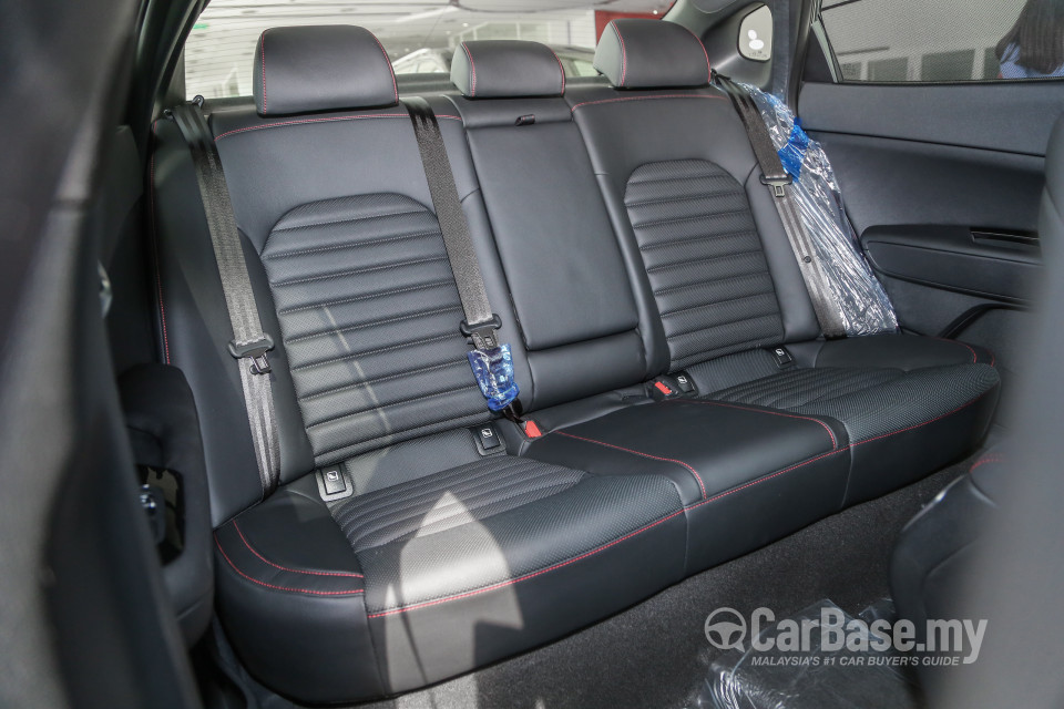 Kia Optima JF (2017) Interior