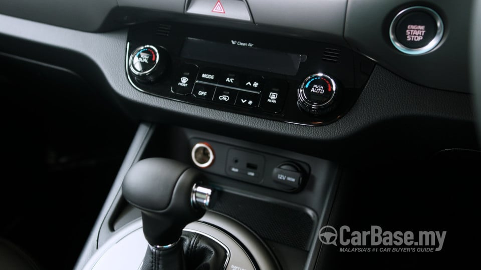 Kia Sportage SL Facelift (2014) Interior