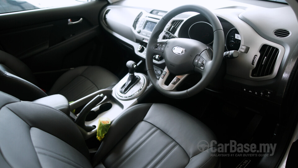 Chevrolet Cruze J300 (2012) Interior