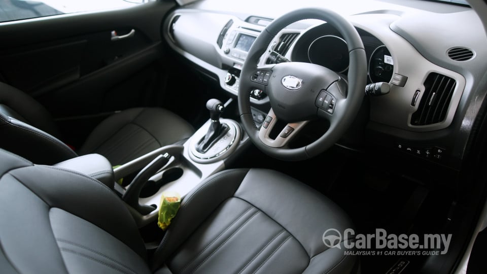 Kia Sportage SL Facelift (2014) Interior