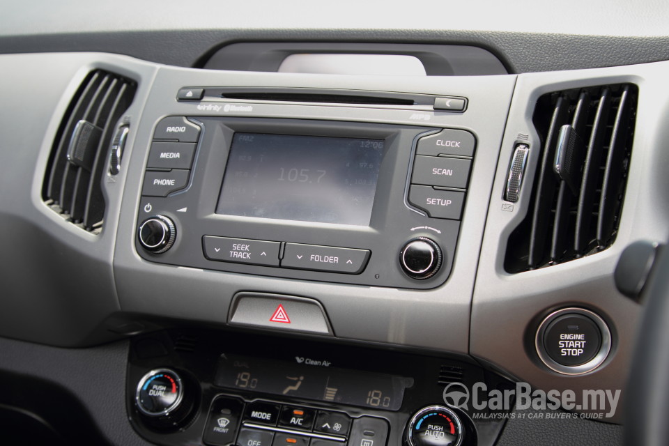 Kia Sportage SL Facelift (2014) Interior
