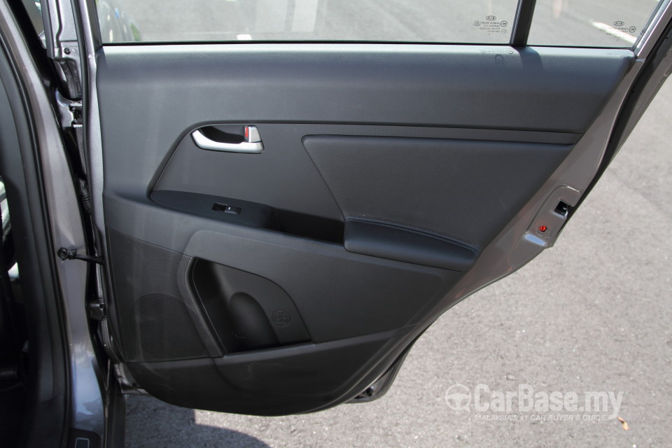Kia Sportage SL Facelift (2014) Interior
