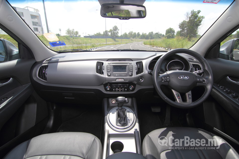 Kia Sportage SL Facelift (2014) Interior