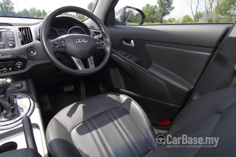 Kia Sportage SL Facelift (2014) Interior