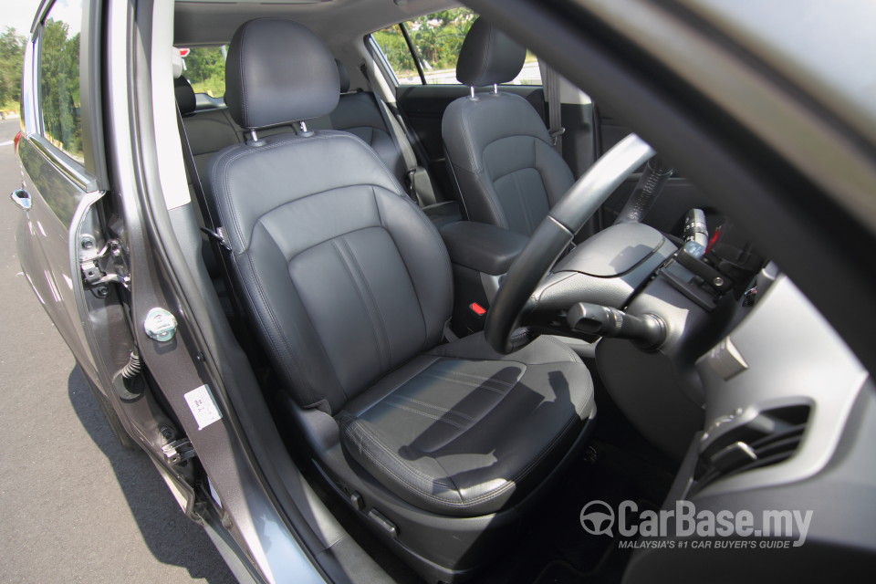 Kia Sportage SL Facelift (2014) Interior