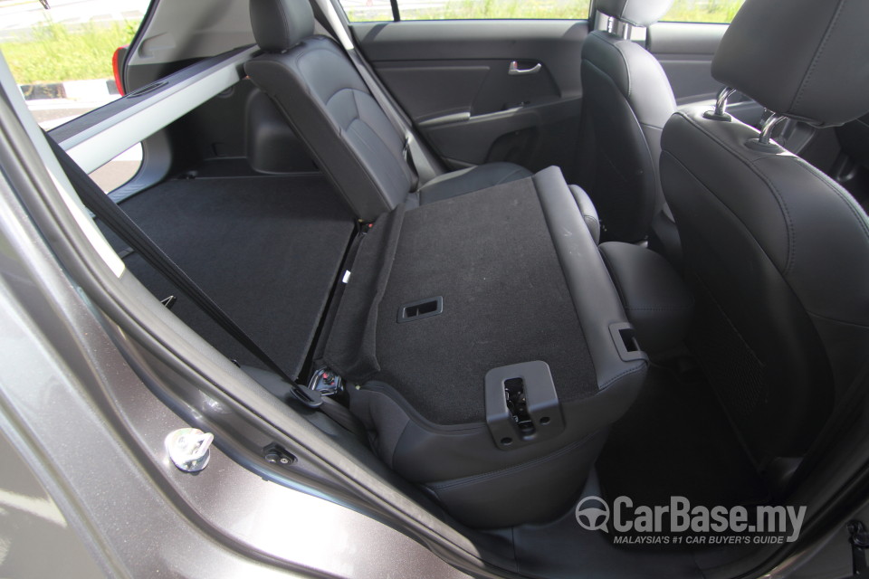 Kia Sportage SL Facelift (2014) Interior