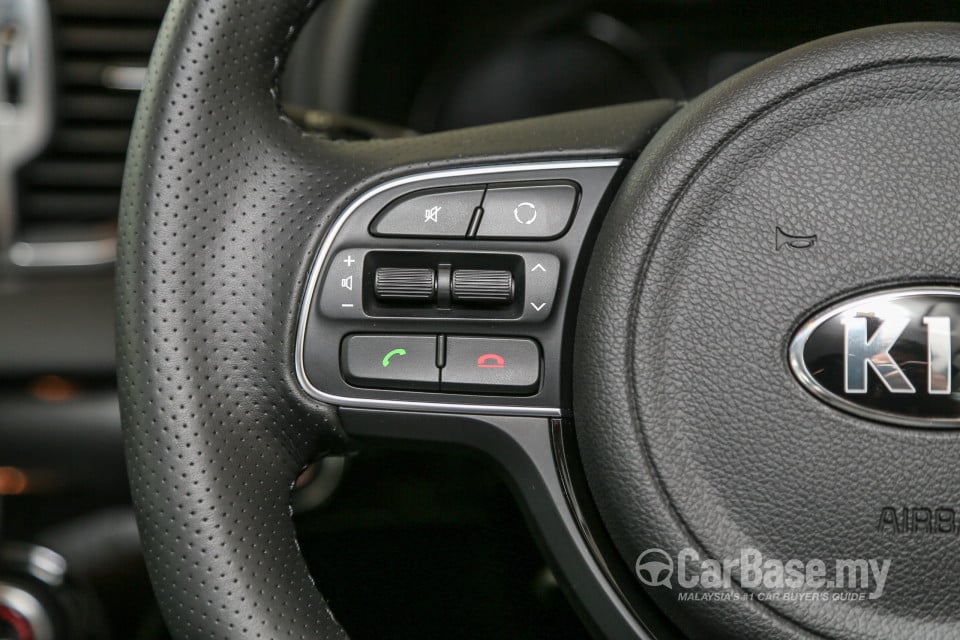 Kia Sportage QL (2016) Interior