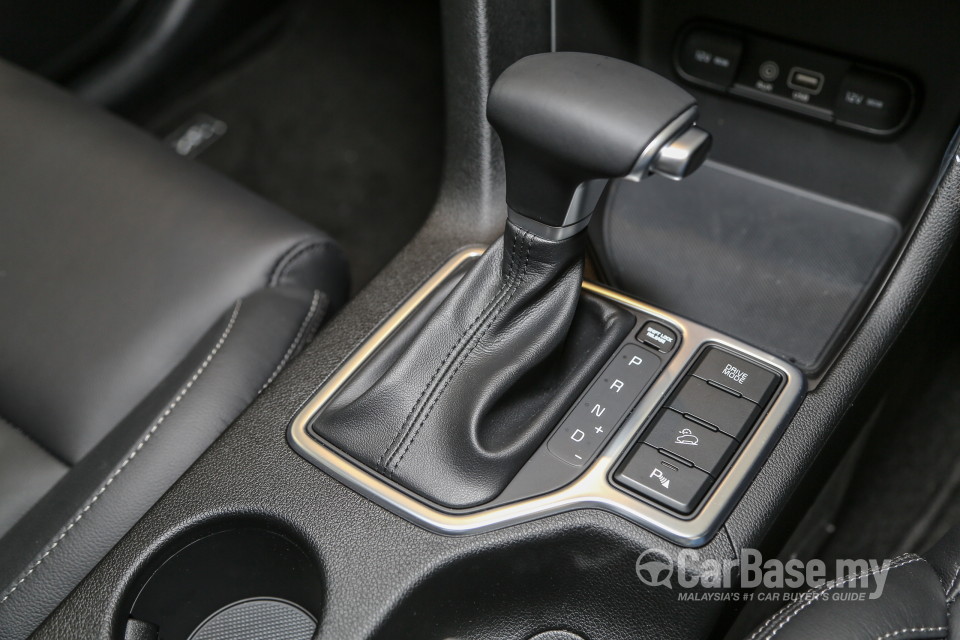 Kia Sportage QL (2016) Interior