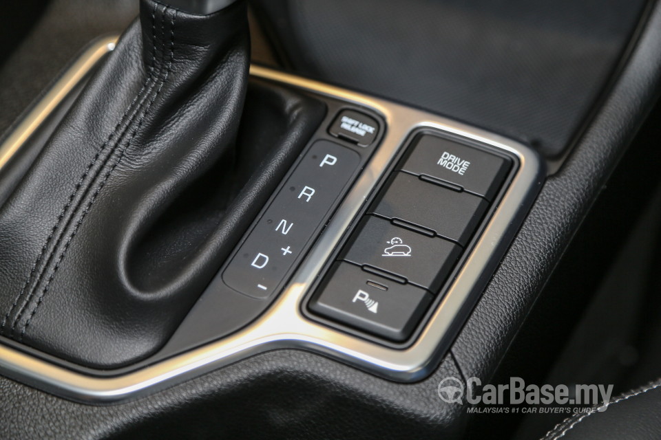 Kia Sportage QL (2016) Interior