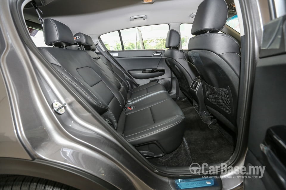 Kia Sportage QL (2016) Interior