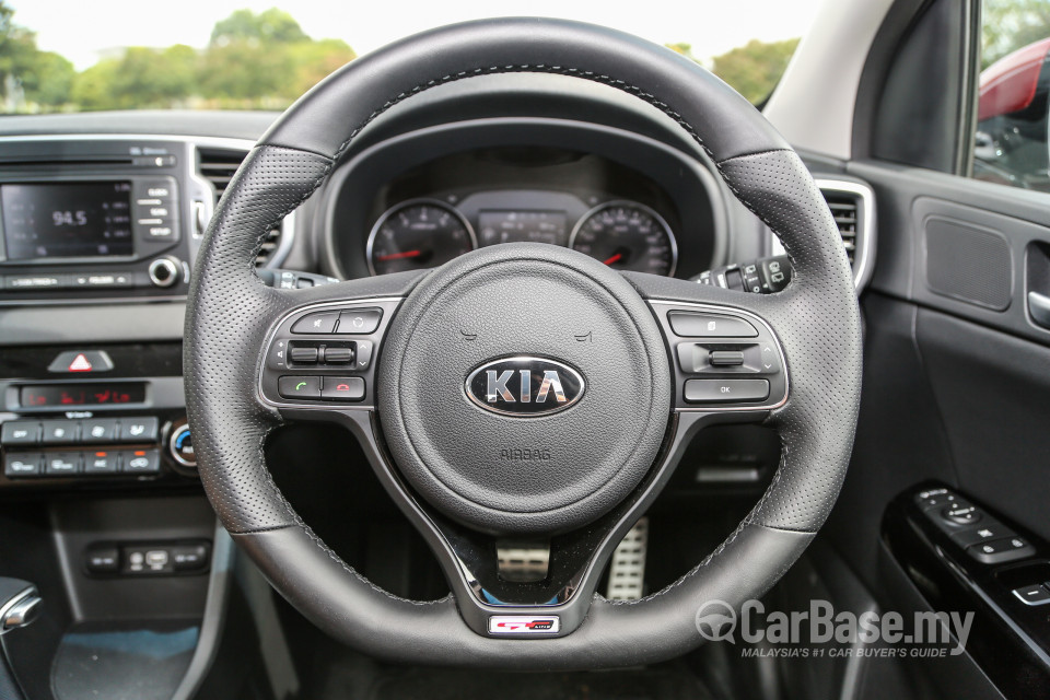 Kia Sportage QL (2016) Interior