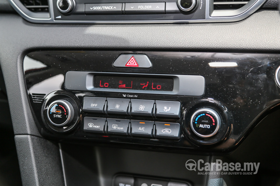 Kia Sportage QL (2016) Interior