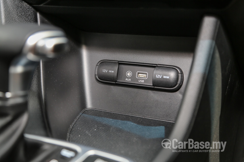 Kia Sportage QL (2016) Interior