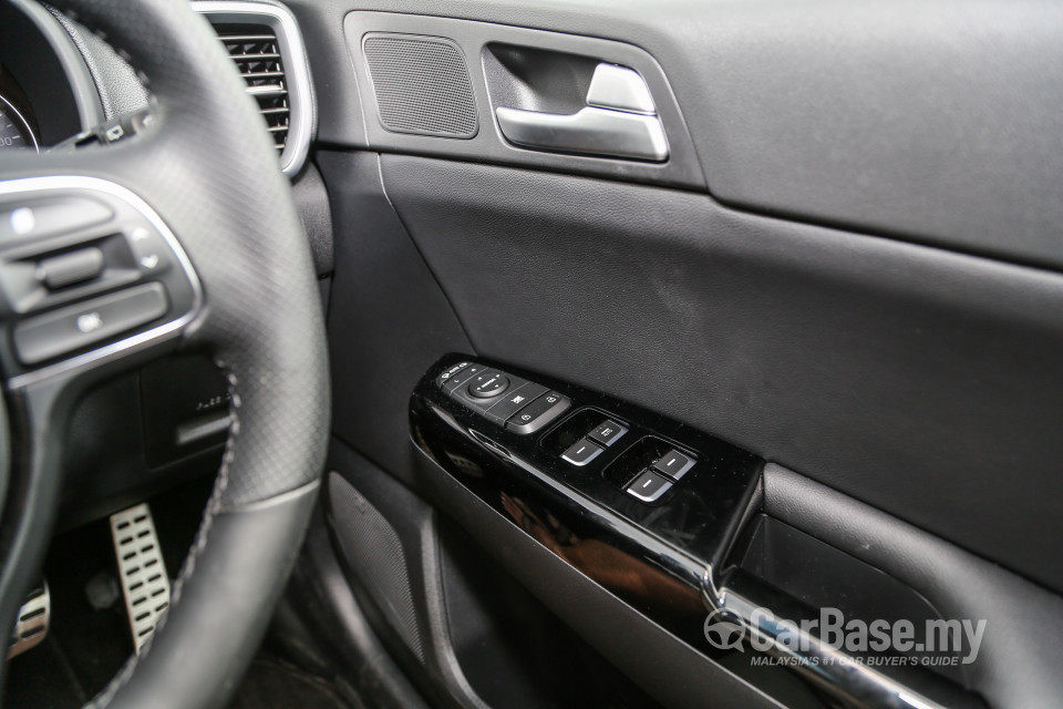 Kia Sportage QL (2016) Interior