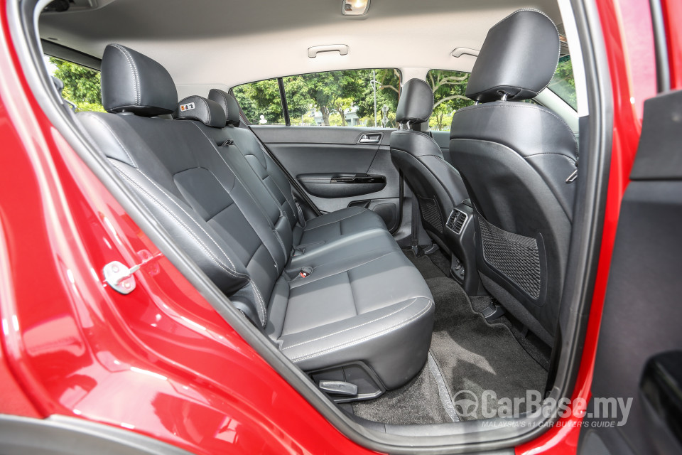 Kia Sportage QL (2016) Interior