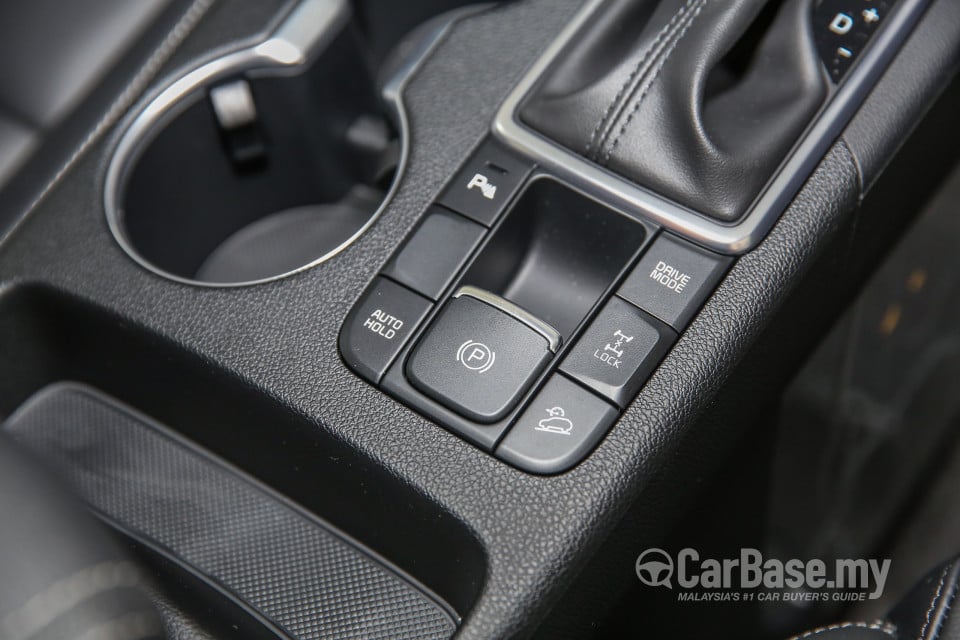Kia Sportage QL (2016) Interior