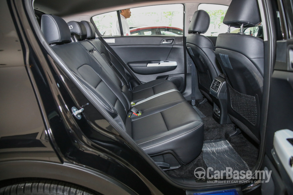 Kia Sportage QL (2016) Interior