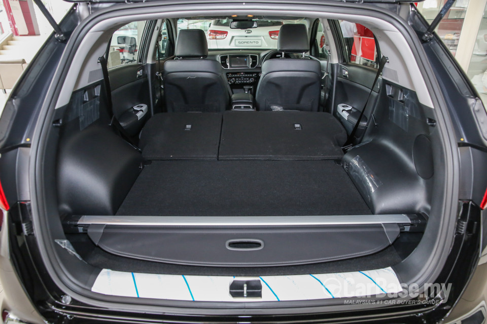 Kia Sportage QL (2016) Interior