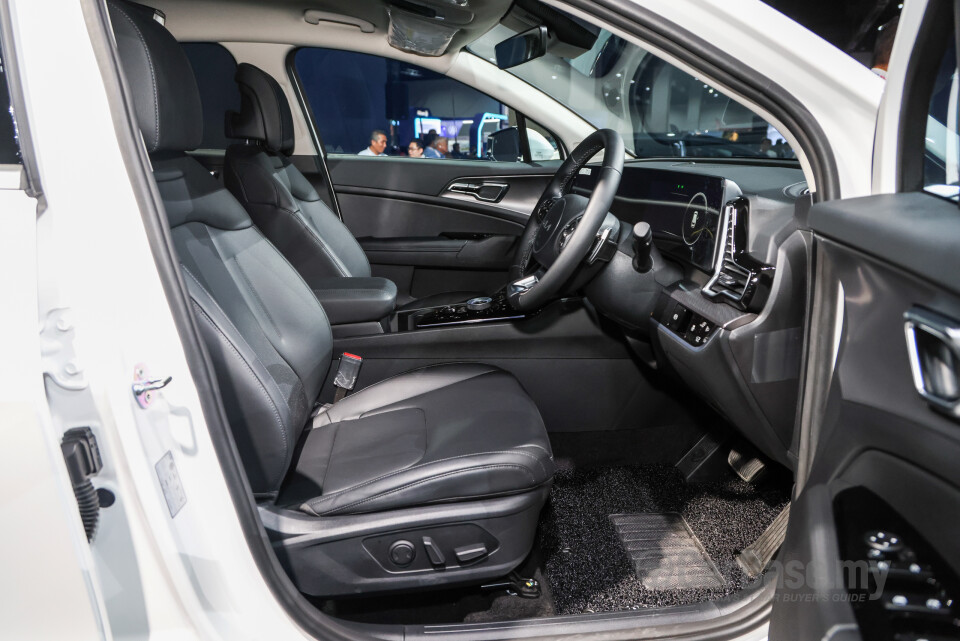 Kia Sportage NQ5 (2024) Interior