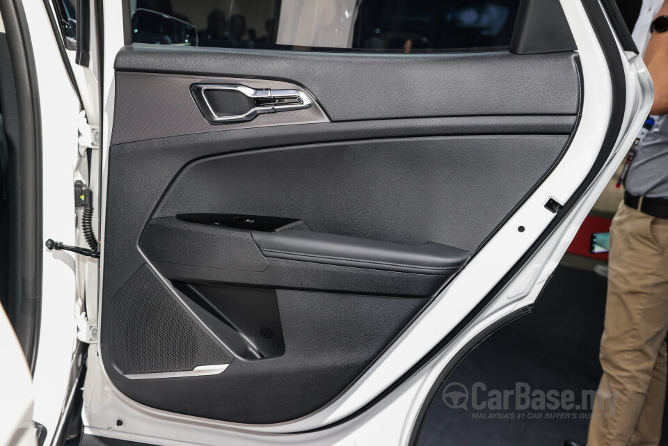 Kia Sportage NQ5 (2024) Interior