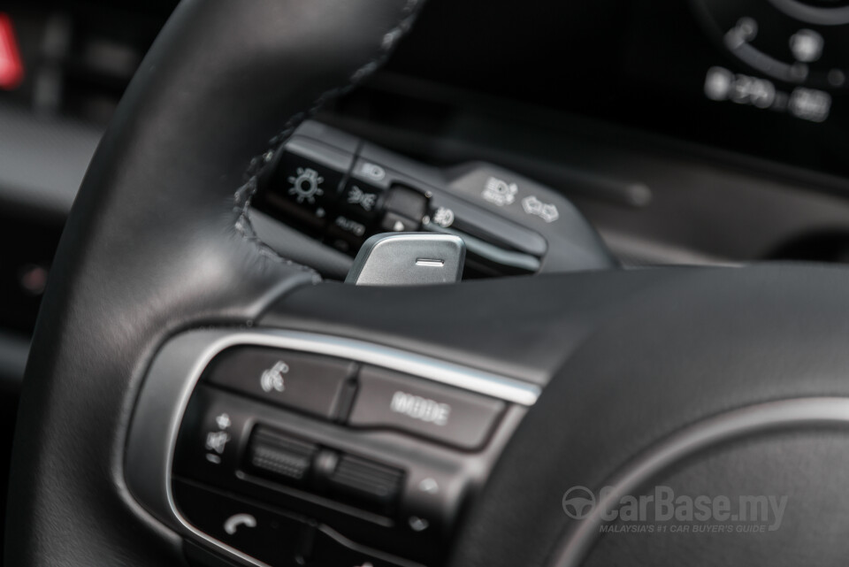 Kia Sportage NQ5 (2024) Interior