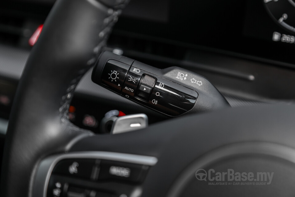 Kia Sportage NQ5 (2024) Interior