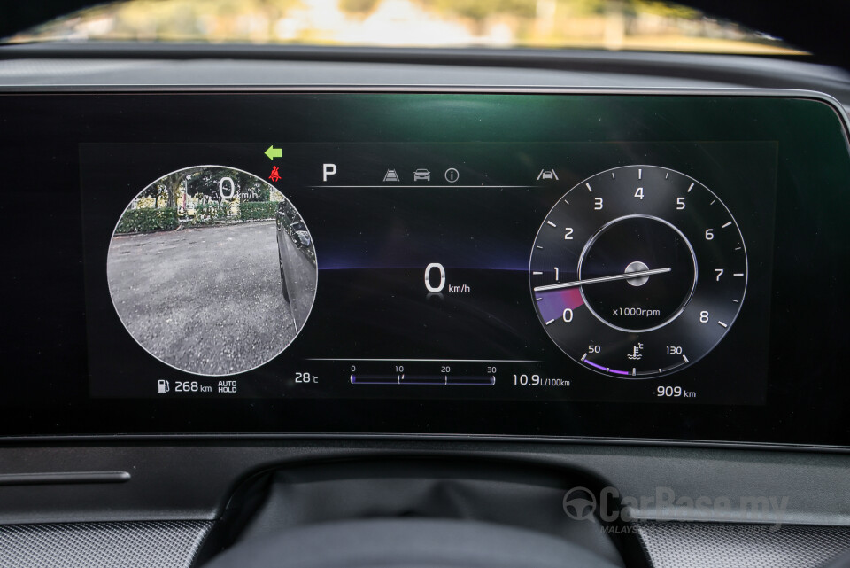 Kia Sportage NQ5 (2024) Interior