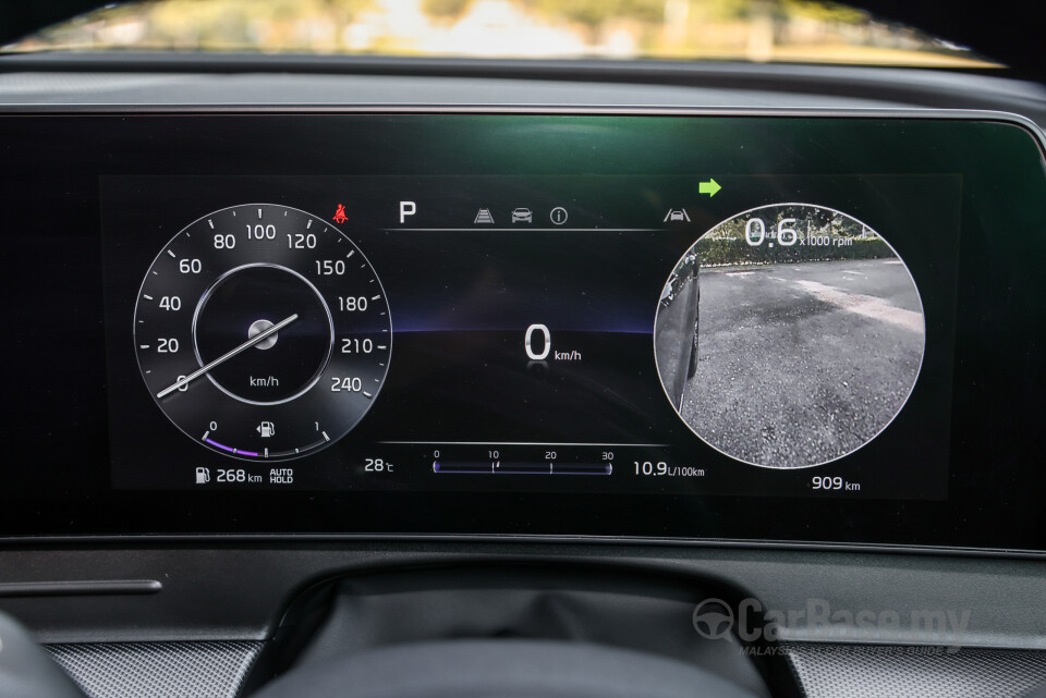 Kia Sportage NQ5 (2024) Interior