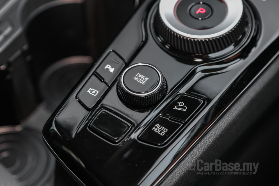 Kia Sportage NQ5 (2024) Interior