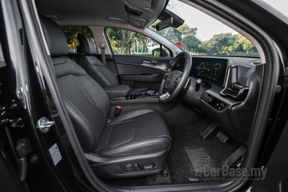 Kia Sportage NQ5 (2024) Interior