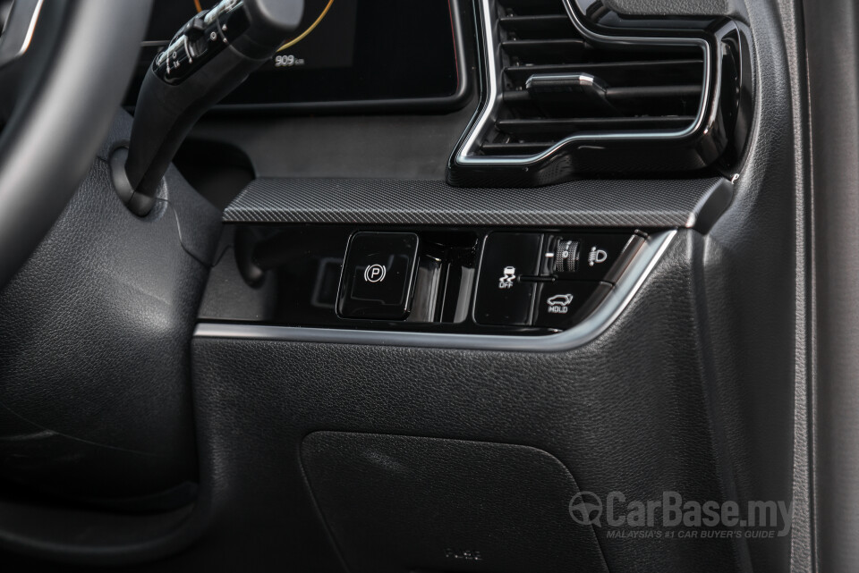 Kia Sportage NQ5 (2024) Interior