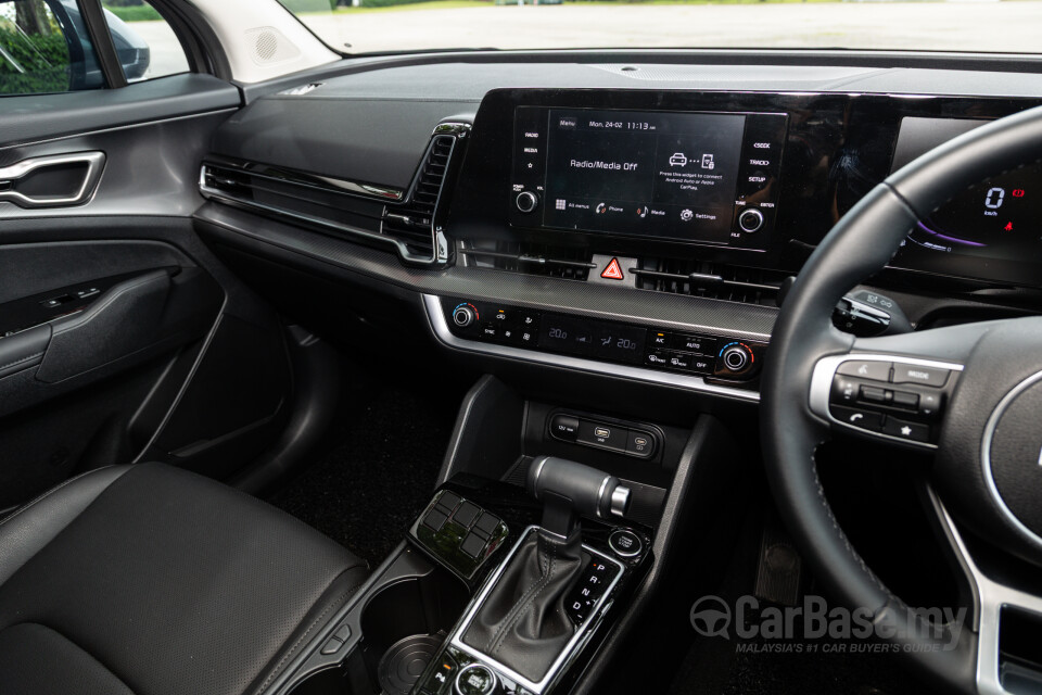 Kia Sportage NQ5 (2024) Interior