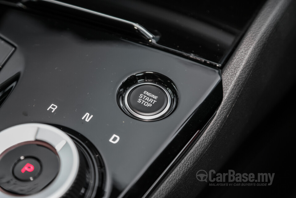 Kia Sportage NQ5 (2024) Interior