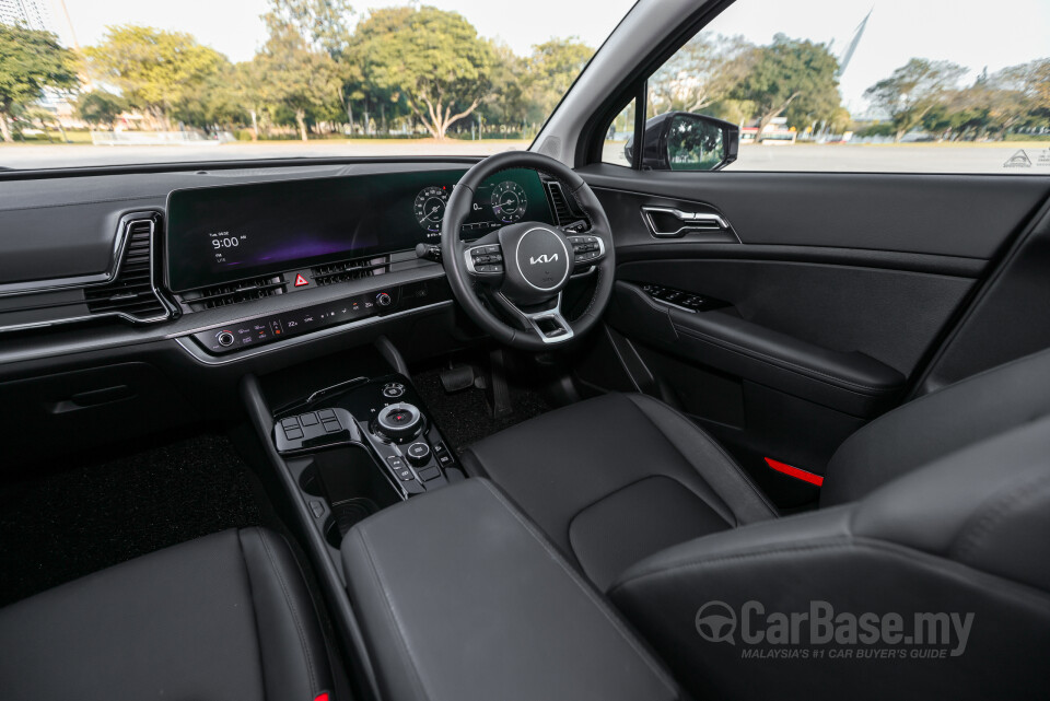 Kia Sportage NQ5 (2024) Interior