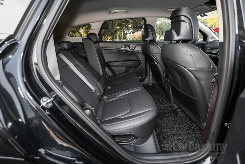 Kia Sportage NQ5 (2024) Interior