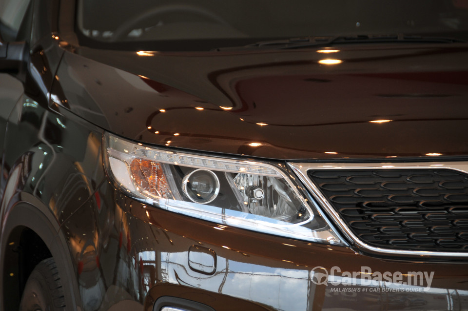 Kia Sorento Mk2 Facelift (2013) Exterior