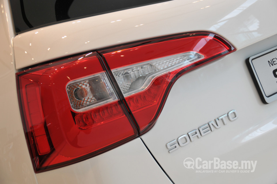 Kia Sorento Mk2 Facelift (2013) Exterior