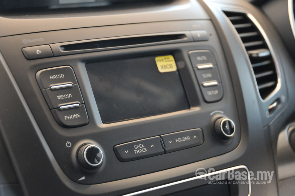 Kia Sorento Mk2 Facelift (2013) Interior