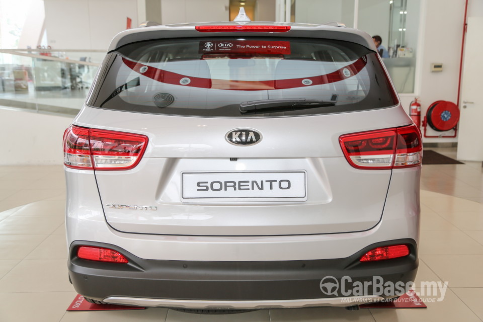 Kia Sorento UM (2016) Exterior