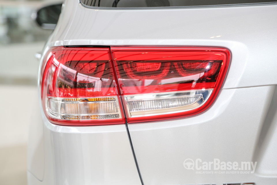 Kia Sorento UM (2016) Exterior