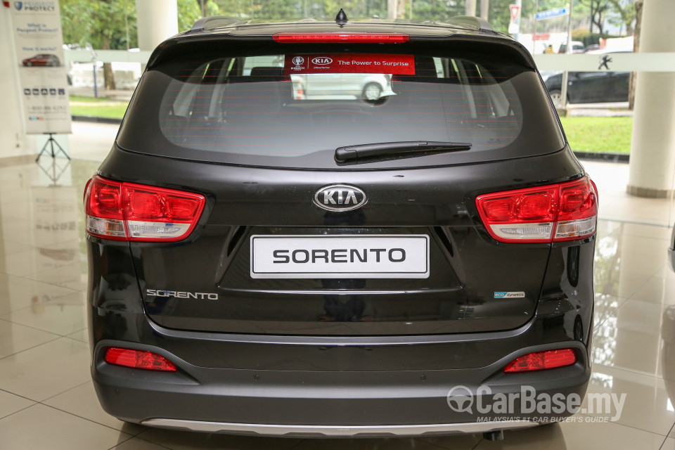 Kia Sorento UM (2016) Exterior