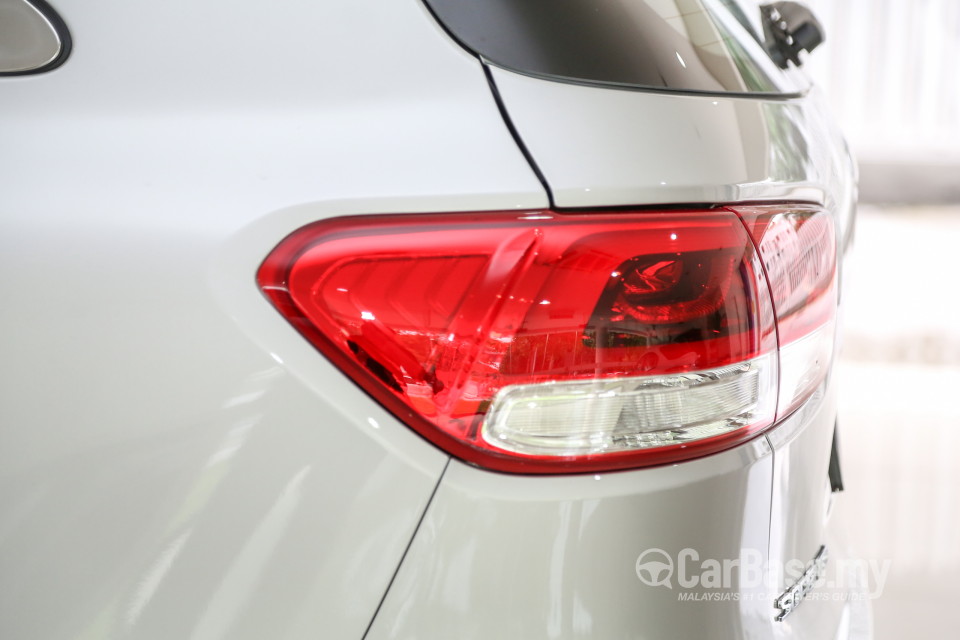Kia Sorento UM (2016) Exterior