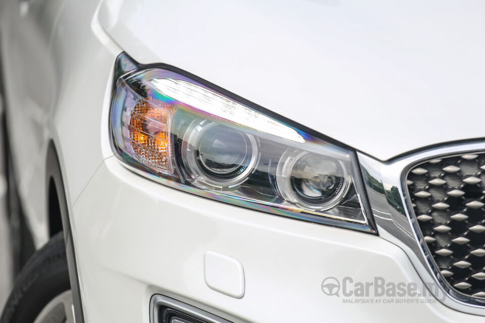 Nissan Almera N17 Facelift (2015) Exterior