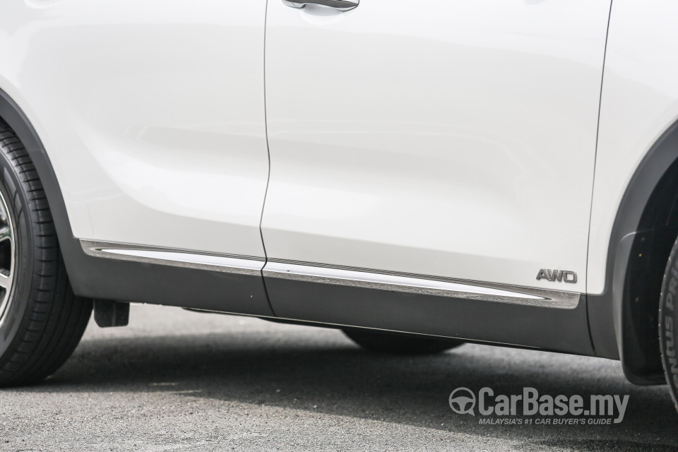 Kia Sorento UM (2016) Exterior