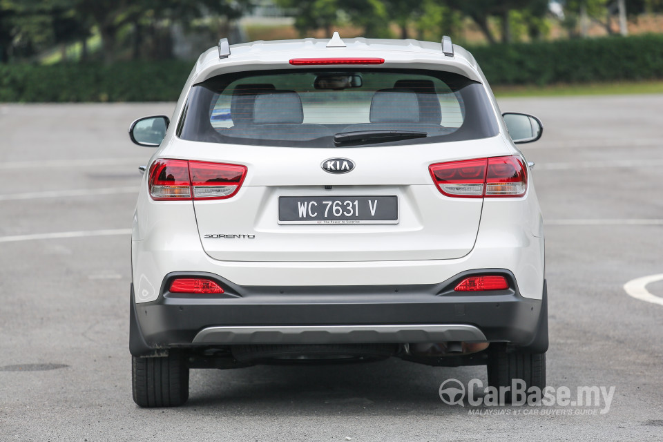 Kia Sorento UM (2016) Exterior