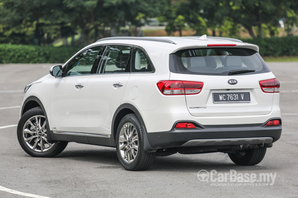 Kia Sorento UM (2016) Exterior