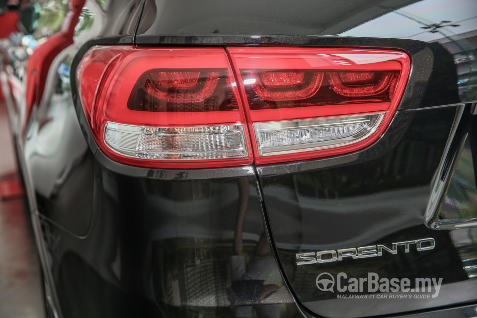 Kia Sorento UM (2016) Exterior