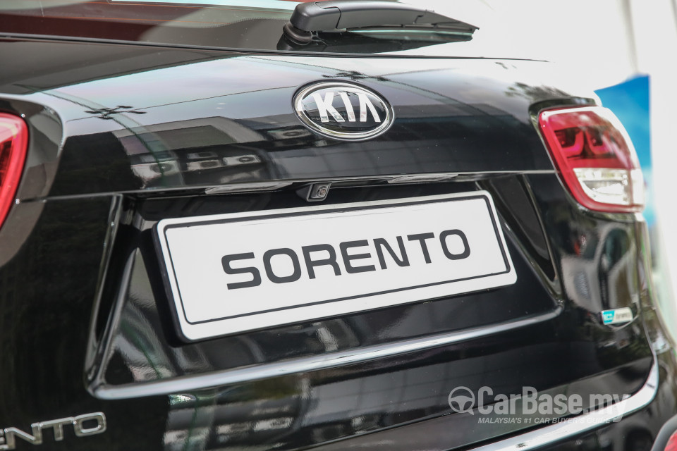 Kia Sorento UM (2016) Exterior