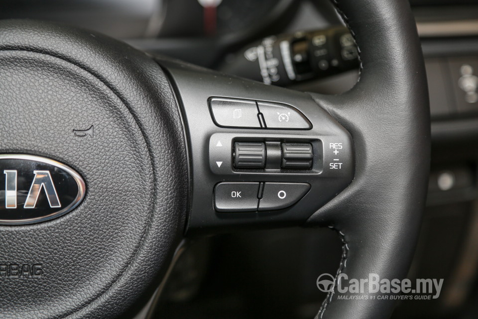 Kia Sorento UM (2016) Interior